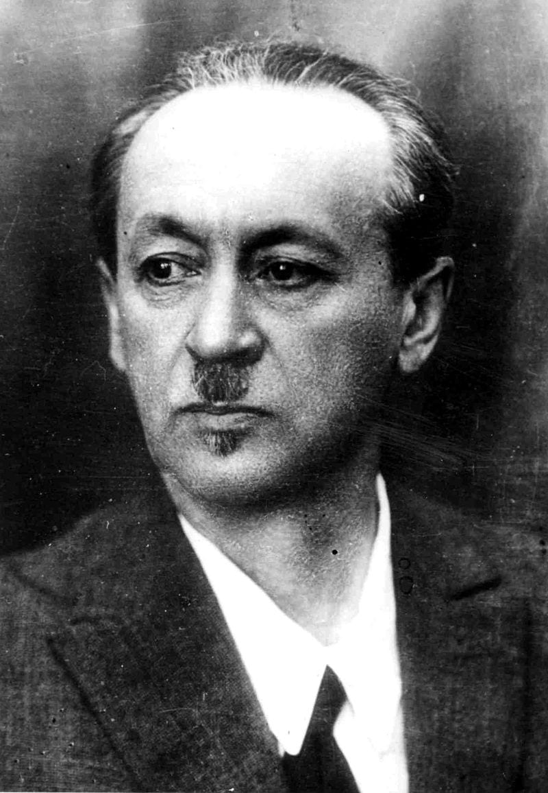 Лев Писаржевський