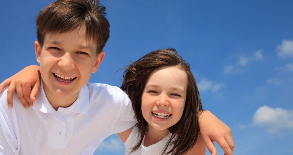 Міжнародний день братів і сестер