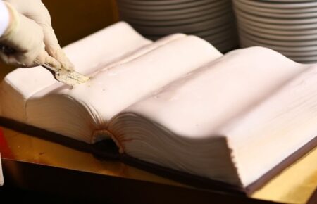 День їстівної книги (Міжнародний фестиваль їстівних книжок)