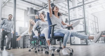 Міжнародний день веселощів на роботі