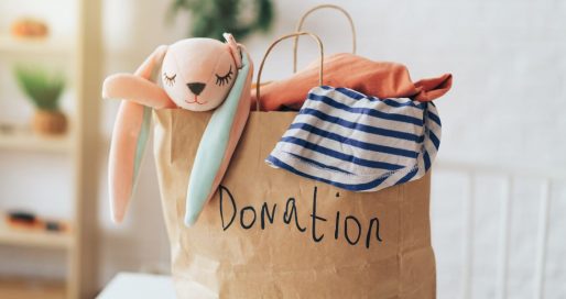 День "Пальто та іграшки для дітей"