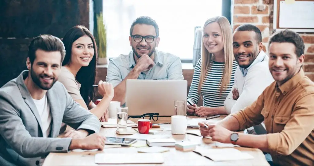 День надзвичайних відзнак трудового колективу