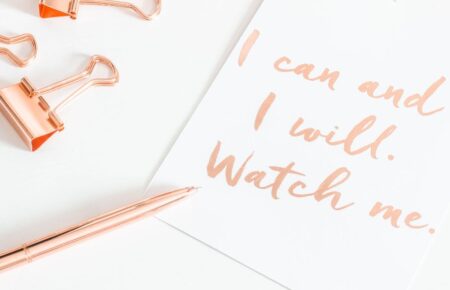 День "Розставте крапки над і" (Dot Your I’s Day)