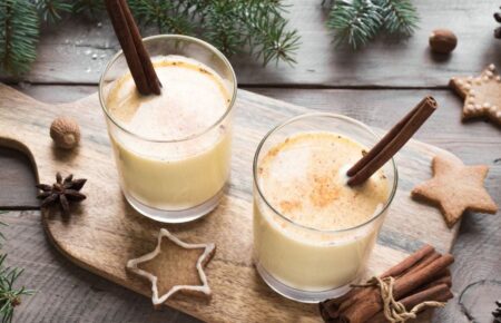 День егнога (​National Eggnog Day)