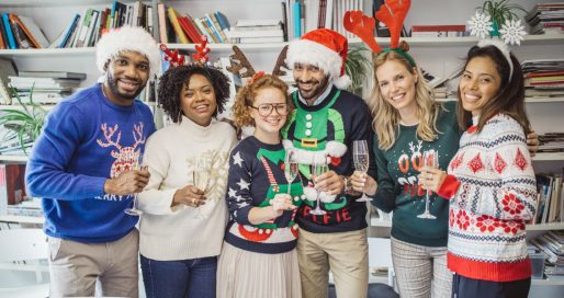 День потворного светра (National Ugly Sweater Day)