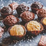 День шоколадних цукерок (National Chocolate Candy Day)