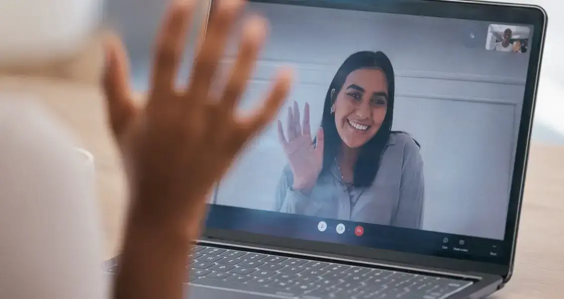 https://daytoday.ua/wp-content/uploads/2023/01/Den-internet-druziv.jpg?ezimgfmt=ng%3Awebp%2Fngcb1%2Frs%3Adevice%2Frscb1-1