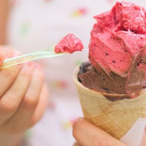 День полуничного морозива