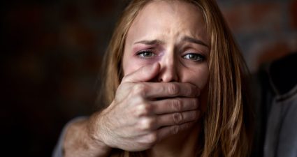 День інформування про насильство щодо жінок і дітей