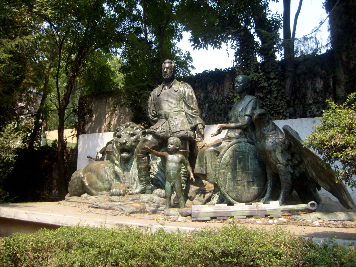 Monumento al Mestizaje" by Juli&aacute;n Mart&iacute;nez y M. Maldonado (1982). Represents Hernan Cortes, La Malinche (Malintzin, or Malinalli, or Do&ntilde;a Marina) and their son, Mart&iacute;n&hellip;